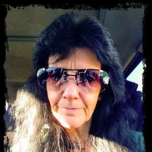 Meet your Posher, Angie